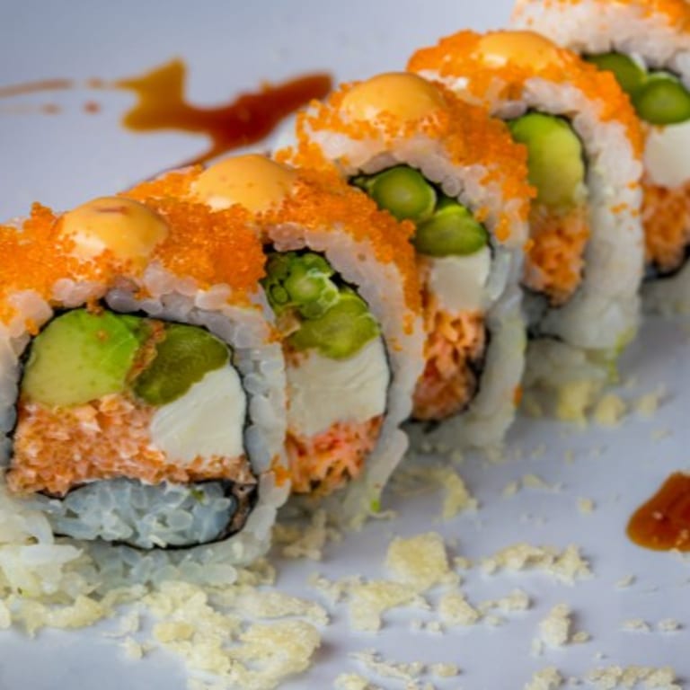 Delicious Alaska Roll Experience
